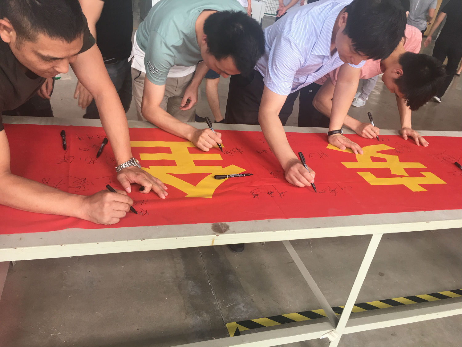安徽得润电气 成套高低压开关柜厂家 报价 电话：400-0551-777 qq：3176885416